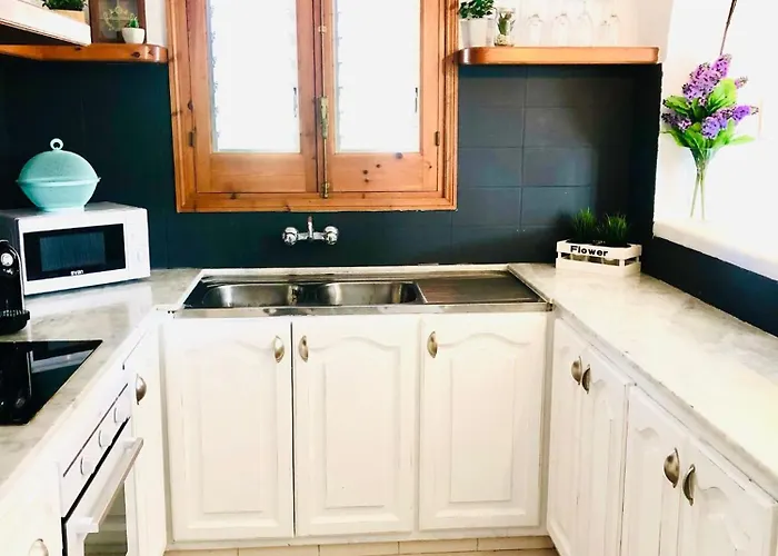 Leon 3 Bedroom Villa, Cap Dartrutx Villa Cala'N Bosch (Menorca)